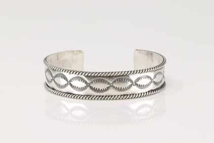 Native America Navajo Sterling Silver Solid Design Bracelet Cuff By Jason Bahe.