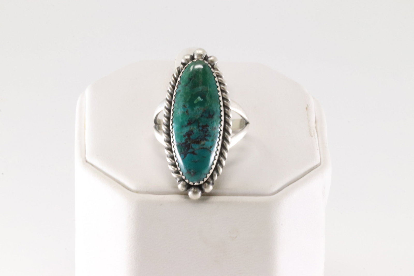 Native America Navajo Sterling Silver Turquoise Ring By F.: This is a Native America Navajo Sterling Silver Turquoise Ring By F. Ring size: 8.25.