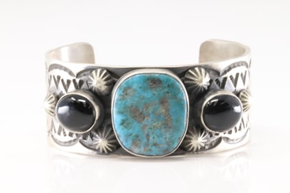 Native America Navajo Sterling Silver Black Onyx & Kingman Turquoise Bracelet Cuff By Juan G.