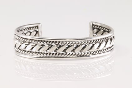 Native America Navajo Sterling Silver Solid Bracelet Cuff By Elaine Tahe.
