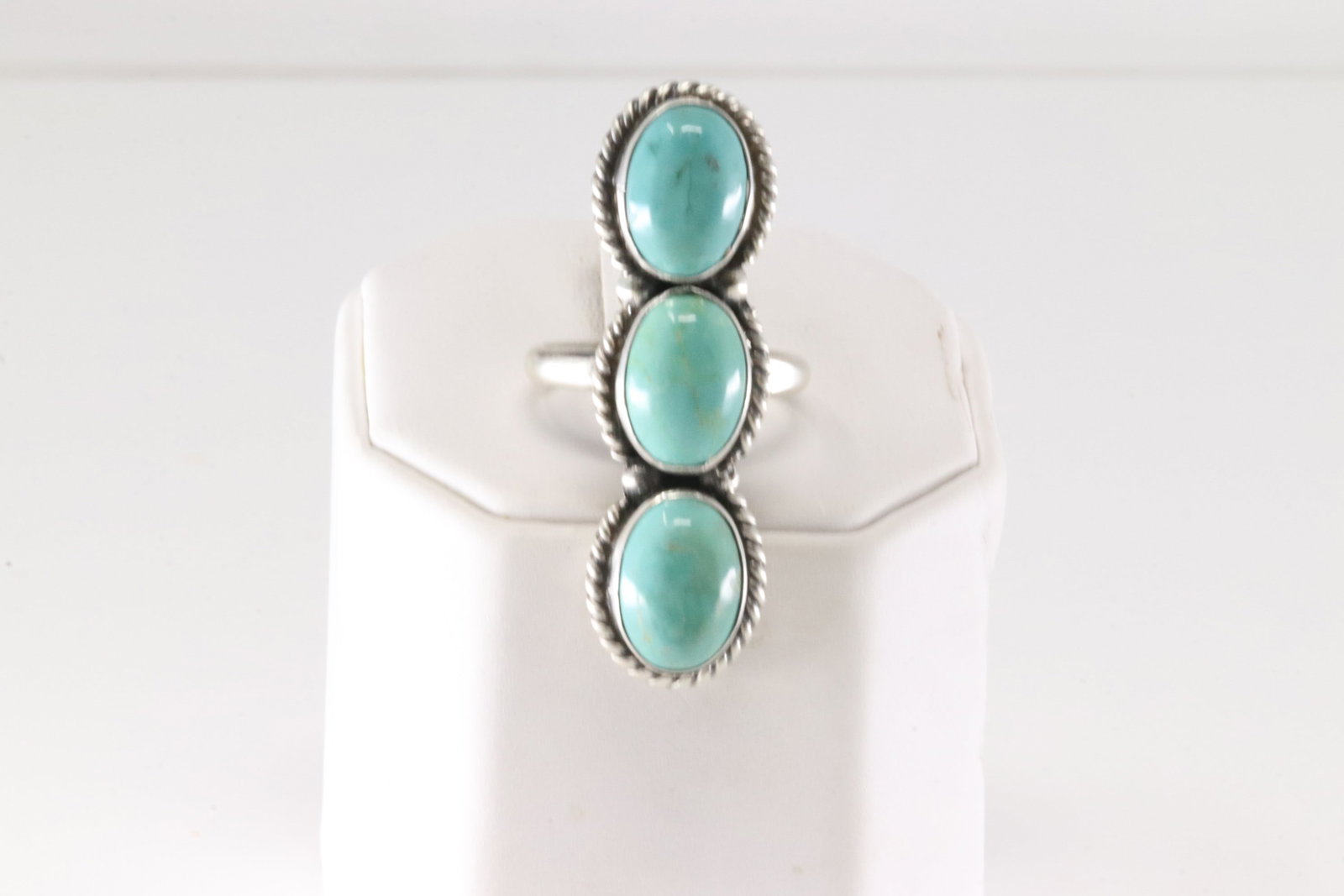 Native America Navajo Sterling Silver Turquoise Ring 3 Stone By Eugene Belone.: This is a Native America Navajo Sterling Silver Turquoise Ring 3 Stone By Eugene Belone. Ring size: 10.50.
