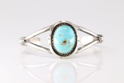 Native America Navajo Sterling Silver Kingman Turquoise Bracelet Cuff By Augustine Largo.