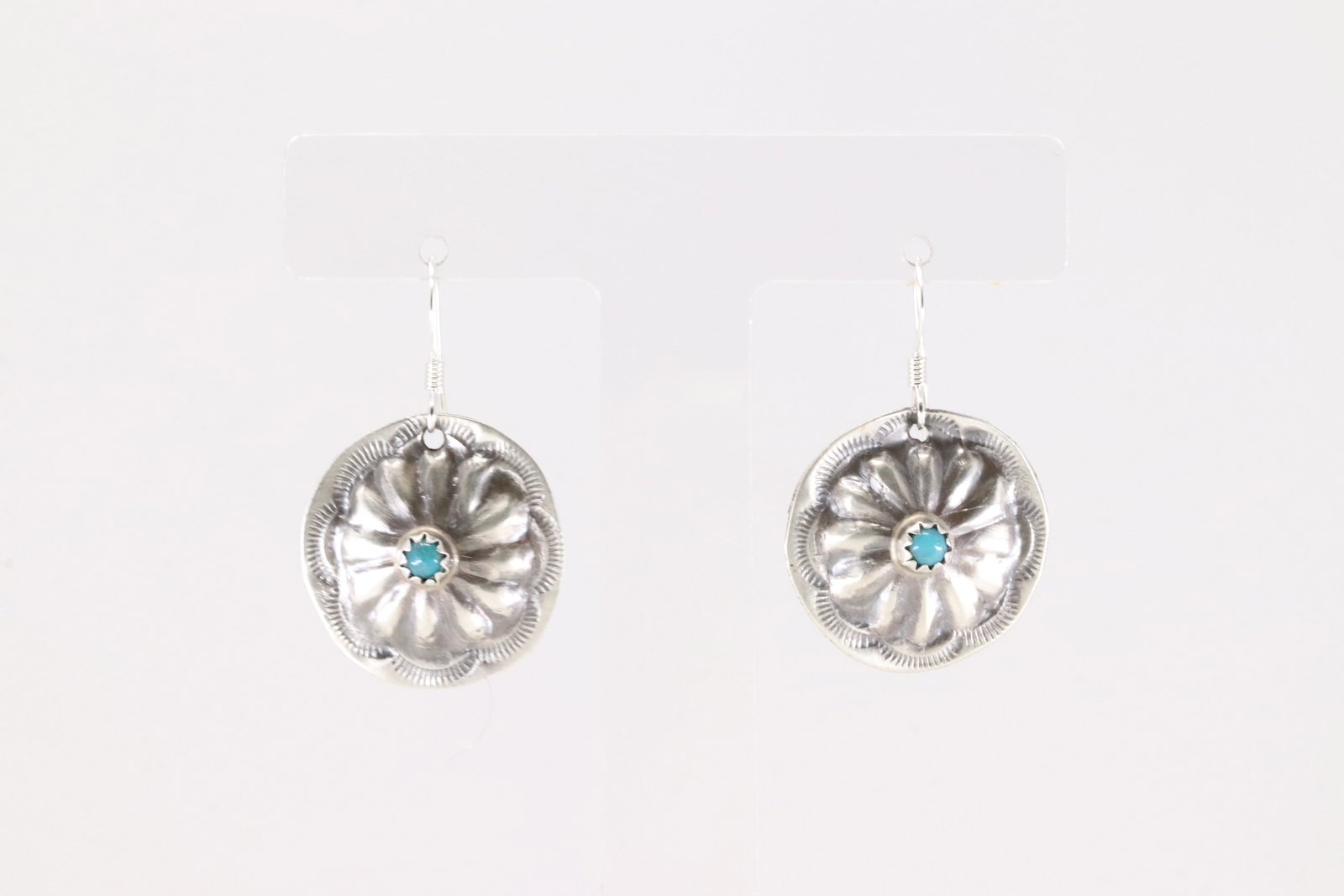 Native America Navajo Sterling Silver Turquoise Dangling Earring's By Joan & Ryan Begay.: This is a Native America Navajo Sterling Silver Turquoise Dangling Earring's By Joan & Ryan Begay.