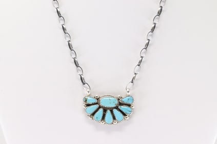 Native America Navajo Sterling Silver Kingman Turquoise Necklace By Alicia Wilson.