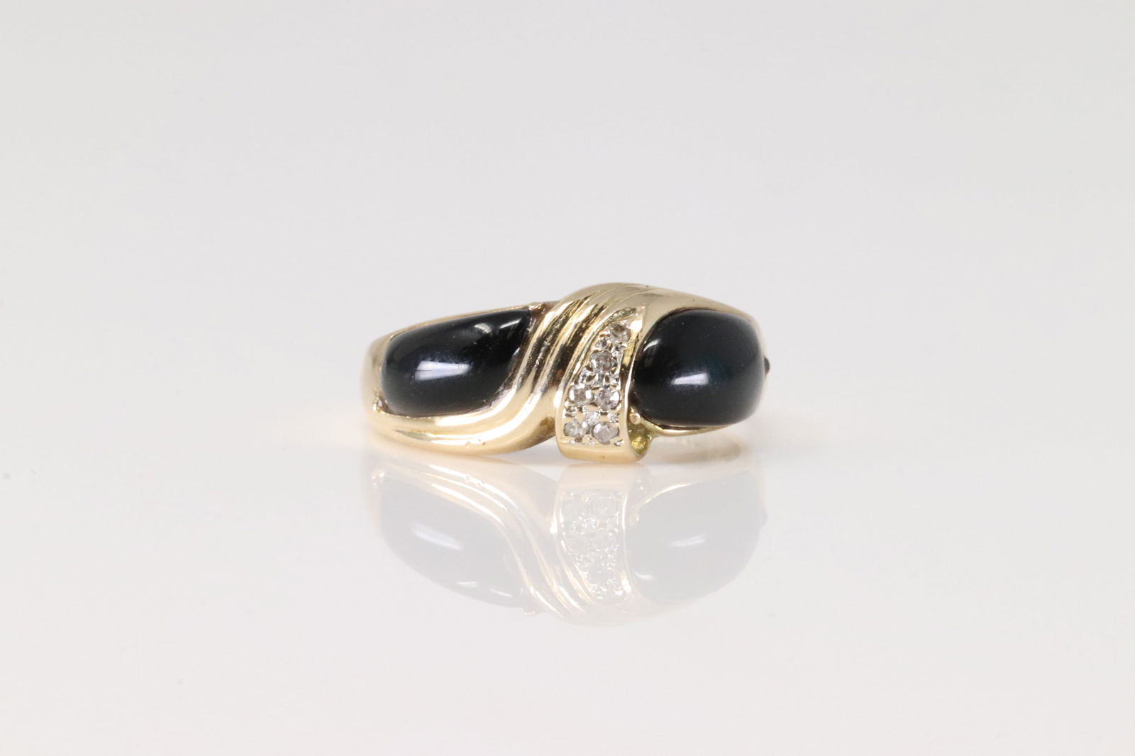 Black Onyx & Diamond Ring 14Kt. (1 of 4)