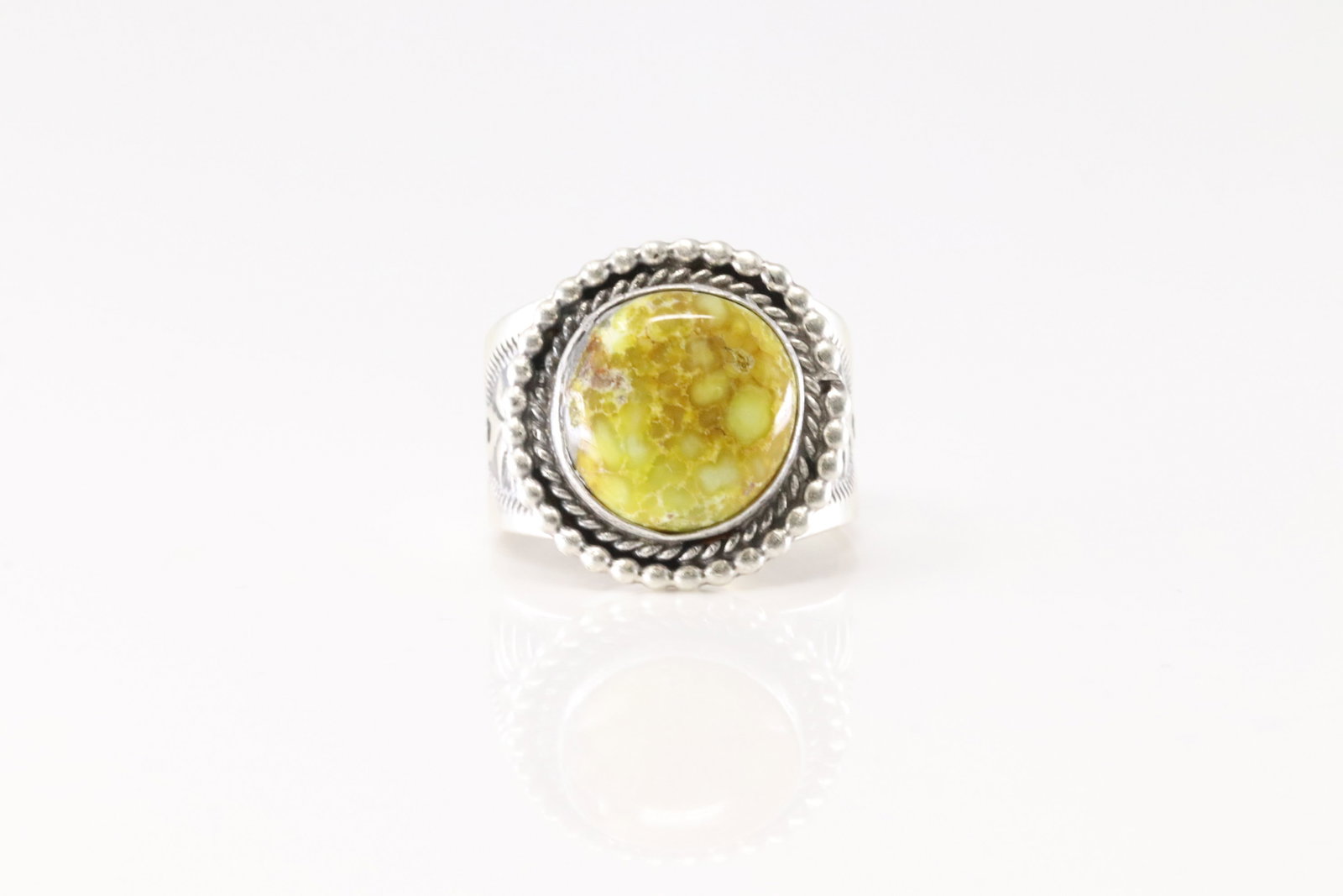 Native America Navajo Sterling Silver Palomino Ring By Samuel Yellowhair.: This is a Native America Navajo Sterling Silver Palomino Ring By Samuel Yellowhair. Ring size: 7.75.