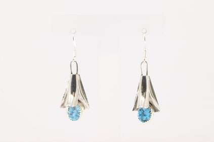 Native America Navajo Sterling Silver Turquoise Dangling Earring's By Louise Yazzie.