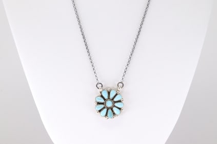 Native America Navajo Sterling Silver Kingman Turquoise Necklace By Alicia Wilson.