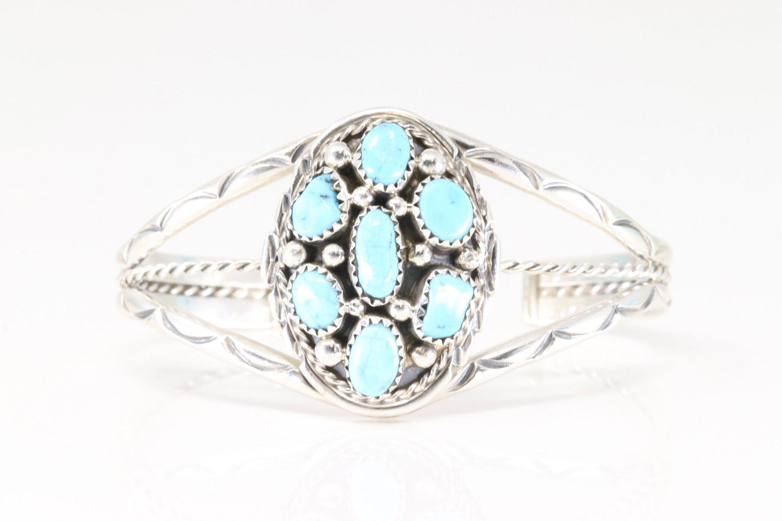 Native America Navajo Sterling Silver Turquoise Bracelet Cuff By M.Chee. (1 of 4)