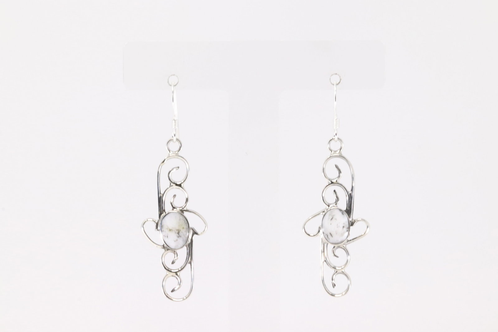 Native America Navajo Sterling Silver White Buffalo Dangling Earring's By Sheena Jack.: This is a Native America Navajo Sterling Silver White Buffalo Dangling Earring's By Sheena Jack.