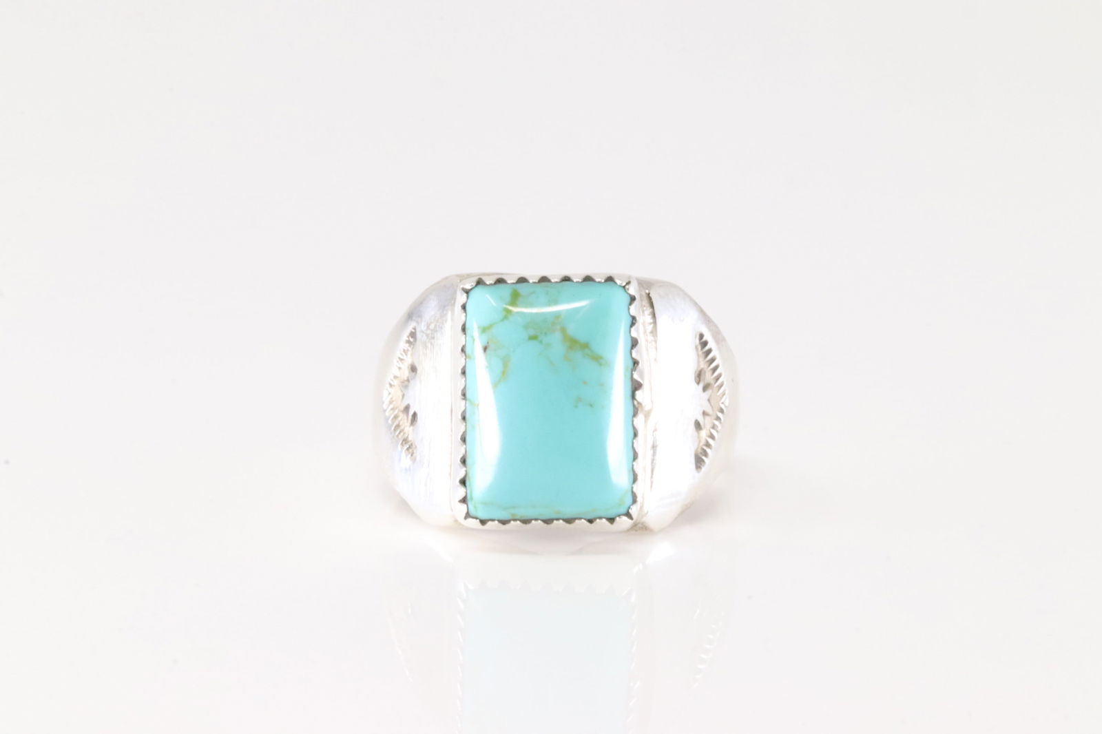 Native America Navajo Sterling Silver Turquoise Ring By Thomas Johnson. (1 of 4)