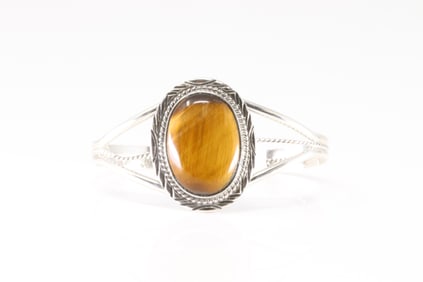 Native America Navajo Sterling Silver Tiger Eye Bracelet Cuff By Renee Yazzie.