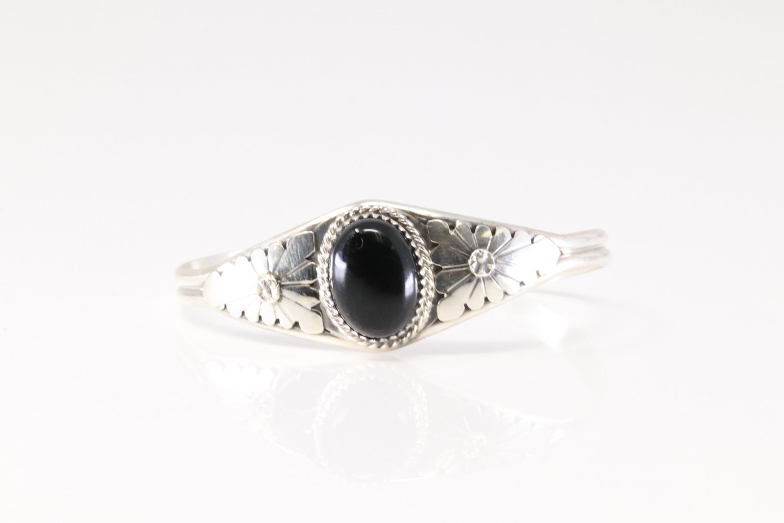 Native American Navajo Sterling Silver Black Onyx Bracelet Cuff By Y.: This is a Native American Navajo Sterling Silver Black Onyx Bracelet Cuff By Y.