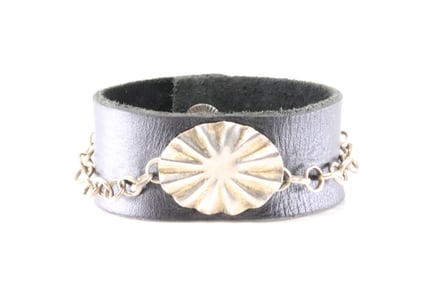 Native America Navajo Sterling Silver Design Leather Bracelet By Jack Bencomo.