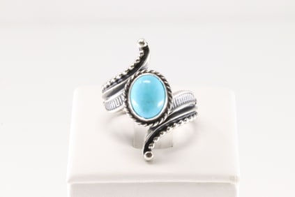 Native America Navajo Sterling Silver Turquoise Ring By Thomas Yazzie.