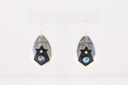 Native America Navajo Sterling Silver Turquoise Dangling Earring's By T&R Singer.