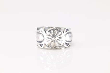 Native America Navajo Sterling Silver Stamped Ring By Bobby Platero.