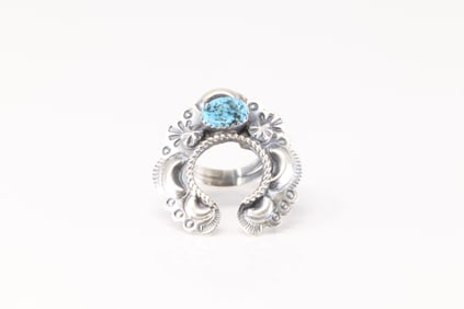 Native America Navajo Sterling Silver Turquoise Naja Ring By T.Yazzie.