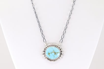 Native America Navajo Sterling Silver Kingman Turquoise Necklace By Daniel Benally.