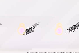 Amethyst & Diamond Stud Earring 14Kt.: Ladies 14Kt Yellow Gold Amethyst & Diamond Stud Earring. Earring's has Purple Amethyst with 2 round Diamonds. Total weight: 2.10 Grams.