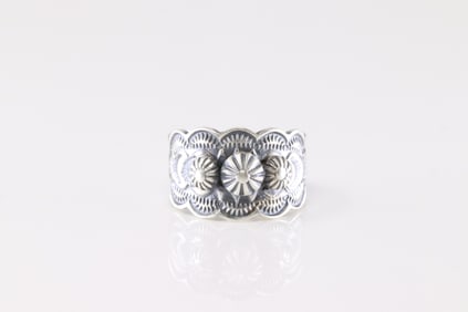 Native America Navajo Sterling Silver Star Stamped Ring By R.
