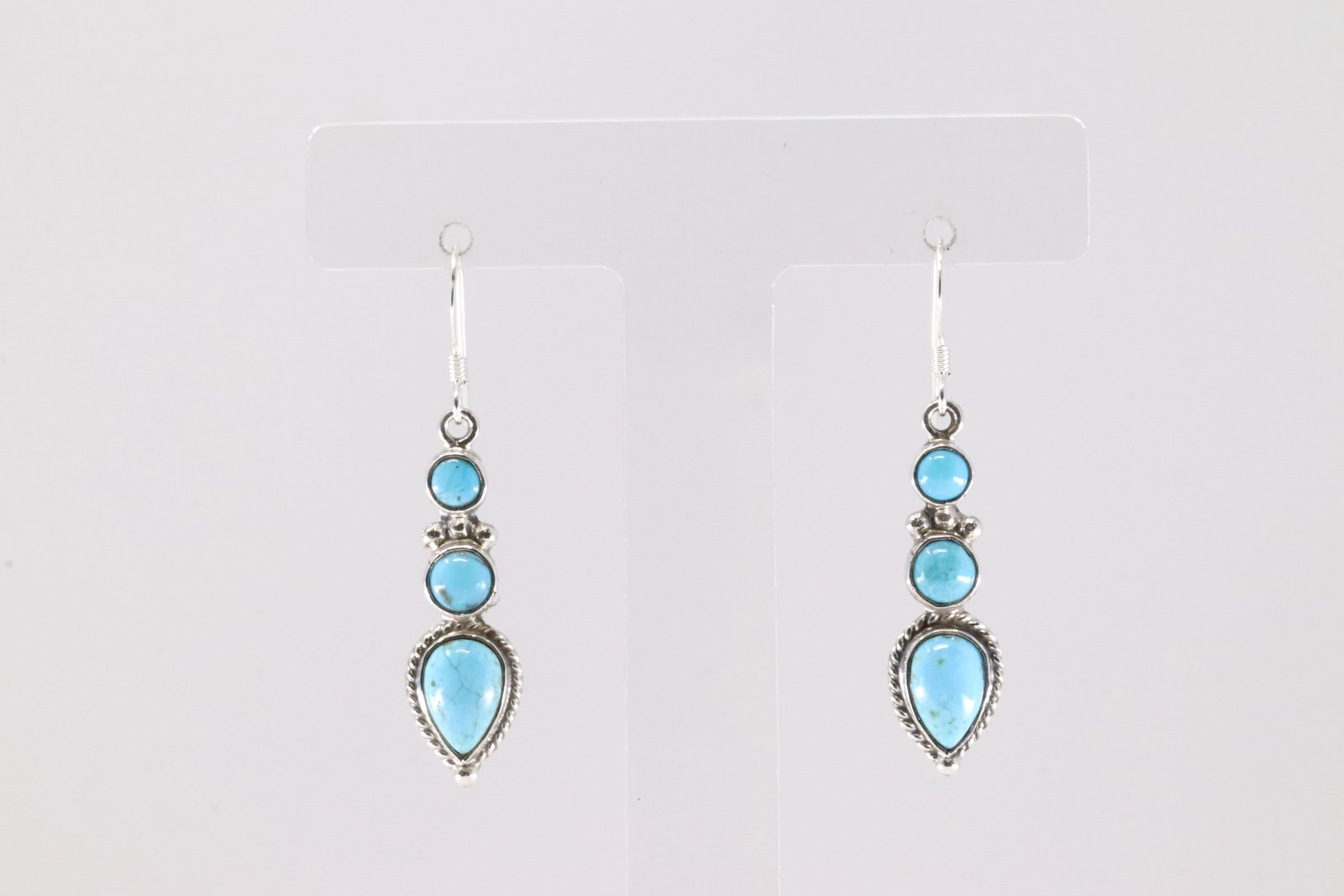 Native America Navajo Sterling Silver Turquoise Dangling Earring's By Gary Shorty.: This is a Native America Navajo Sterling Silver Turquoise Dangling Earring's By Gary Shorty.
