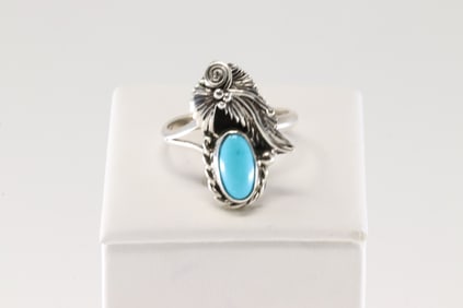 Native America Navajo Sterling Silver Turquoise Ring By Robert Martinez.