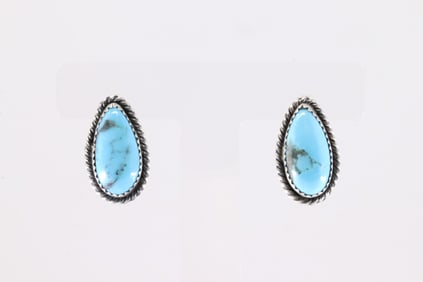 Native America Navajo Sterling Silver Kingman Turquoise Post Earring's By Freda Martinez.