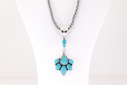 Native America Navajo Sterling Silver Kingman Turquoise Necklace By Jennifer Cayaditto.
