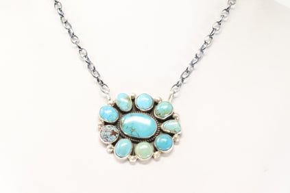 Native America Navajo Sterling Silver Kingman Turquoise Necklace By Geraldine James.