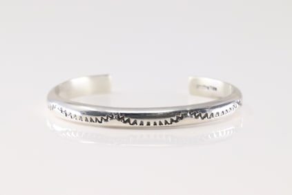 Native America Navajo Sterling Silver Solid Bracelet Cuff By Elaine Tahe.