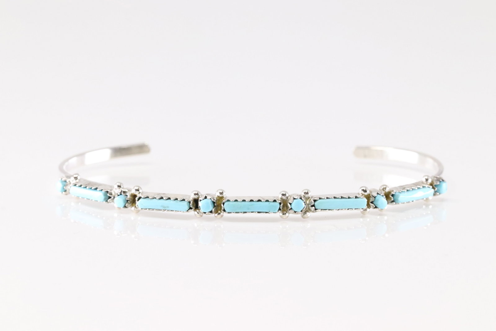 Native America Zuni Sterling Silver Turquoise Bracelet Cuff By W.: This is a Native America Zuni Sterling Silver Turquoise Bracelet Cuff By W.