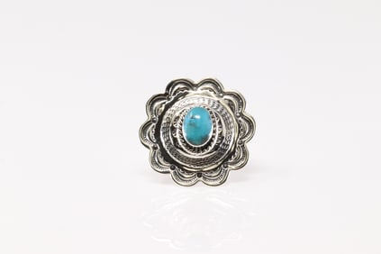 Native America Navajo Sterling Silver Turquoise Ring By Gilbert Smith.