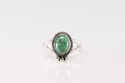 Native America Navajo Sterling Silver Turquoise Ring By Rosemary Saunders.