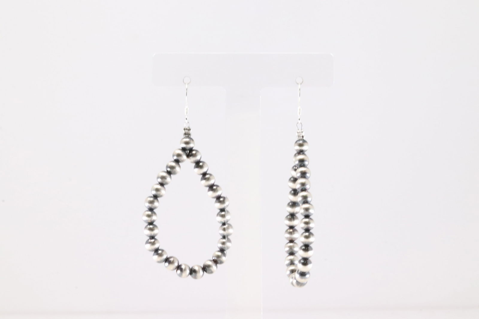 Native American Navajo Sterling Silver Pearl Beaded Dangling Earring's By Isabelle Johson.: This is a Native American Navajo Sterling Silver Pearl Beaded Dangling Earring's By Isabelle Johson.