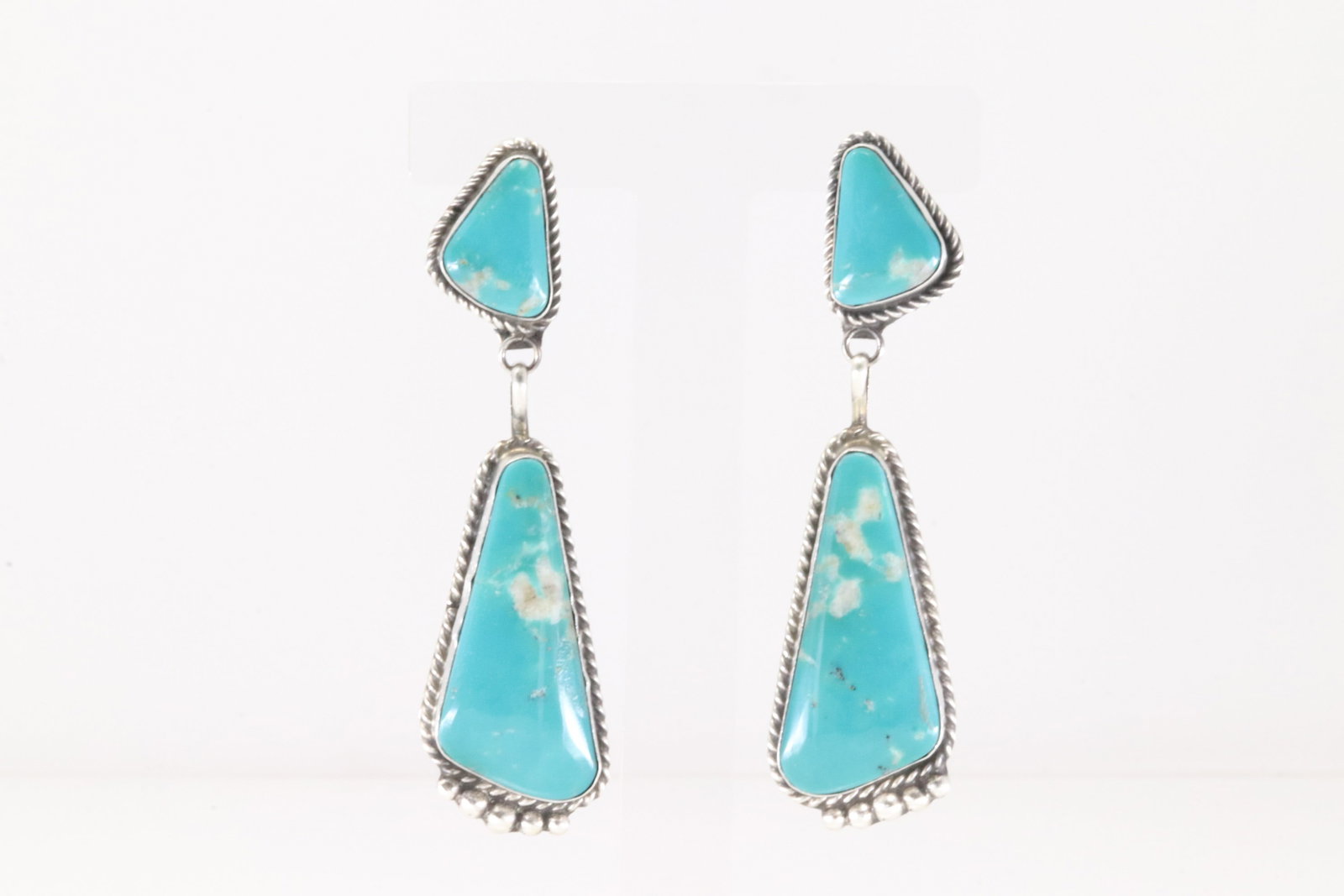 Native America Navajo Sterling Silver Kingman Turquoise Post / Dangling Earring's By Judith Dixon.: This is a Native America Navajo Sterling Silver Kingman Turquoise Post / Dangling Earring's By Judith Dixon.