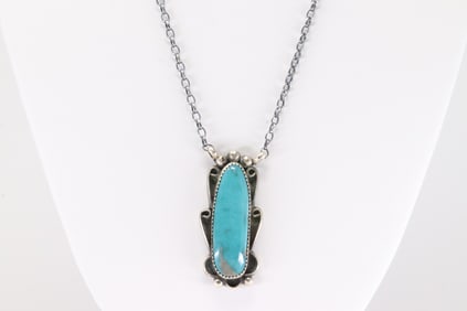 Native America Navajo Sterling Silver Kingman Turquoise Necklace By Juanita Mcdonal.