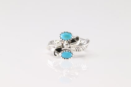 Native America Navajo Sterling Silver Turquoise Ring By Harry B.Yazzie.