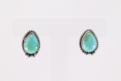 Native America Navajo Sterling Silver Kingman Turquoise Post Earring's By Freda Martinez.