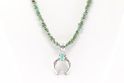Native America Navajo Sterling Silver Turquoise Naja Necklace.