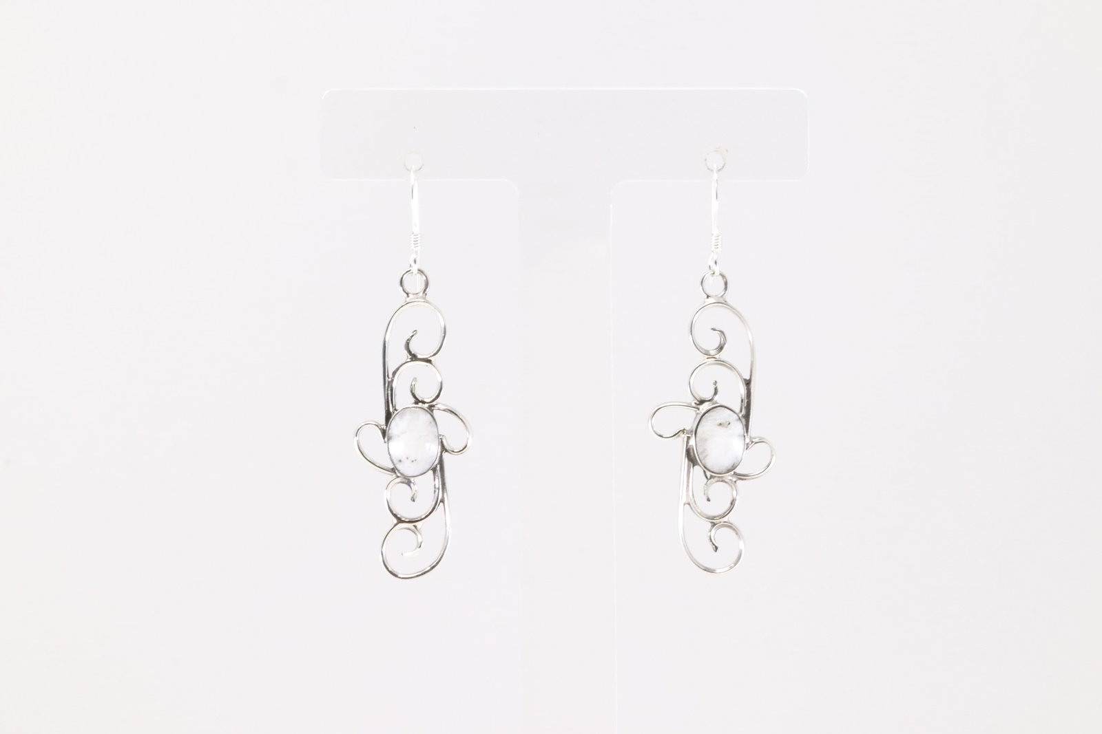 Native America Navajo Sterling Silver White Buffalo Dangling Earring's By Shenna Jack.: This is a Native America Navajo Sterling Silver White Buffalo Dangling Earring's By Shenna Jack.
