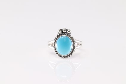 Native America Navajo Sterling Silver Turquoise Ring By Rosemary Saunders.