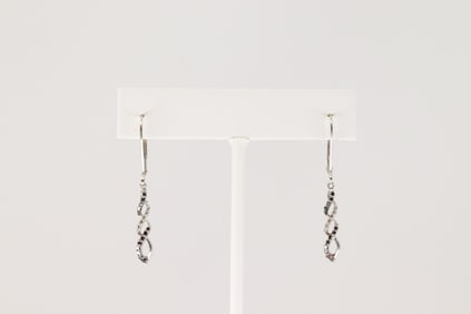 Diamond Hoop Dangling Earring 10Kt.