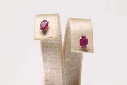 Ruby Stud Earring 14Kt.