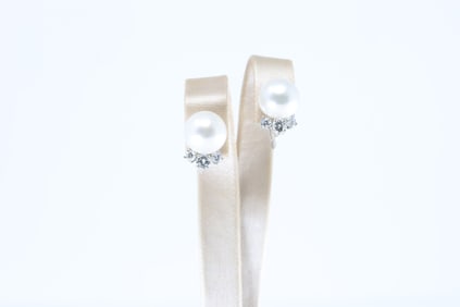 Pearl & Diamond  Earring 18Kt.