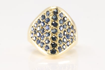 Sapphire Ring 18Kt.