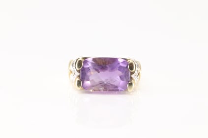 Amethytst & Diamond Ring 10Kt.