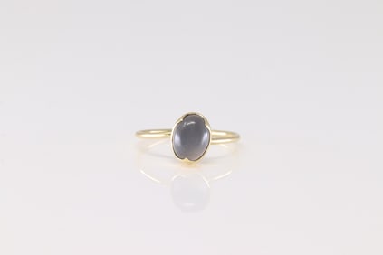 Moon Stone Ring 18Kt.
