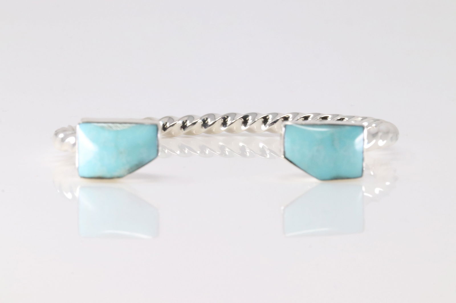 Native America Navajo Sterling Silver Turquoise Bracelet Cuff By Irvin Tsosie.: This is a Native America Navajo Sterling Silver Turquoise Bracelet Cuff By Irvin Tsosie.