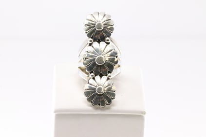 Native America Navajo Sterling Silver Floral Stamped Ring By Jimmy Garcia.